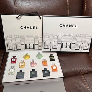 CHANEL Assorted Mini Fragrance Collection